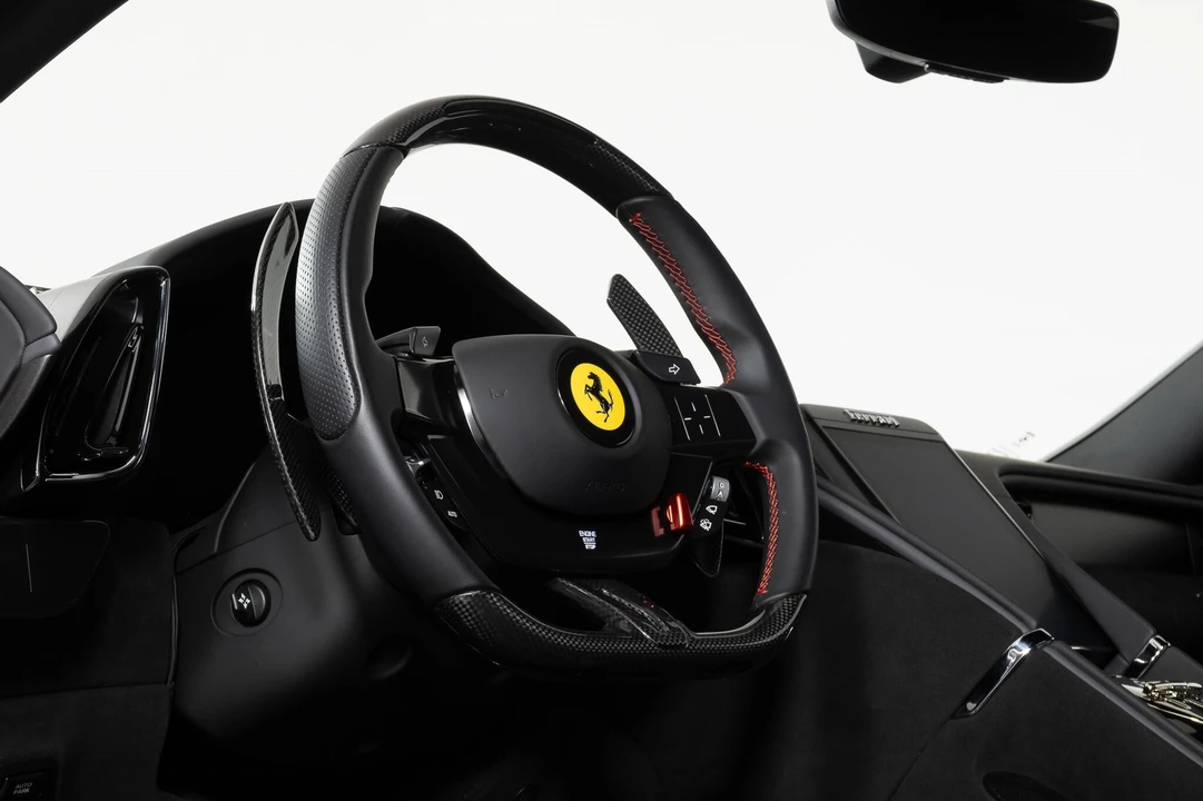 2021 Ferrari Roma - Image 5 of 12