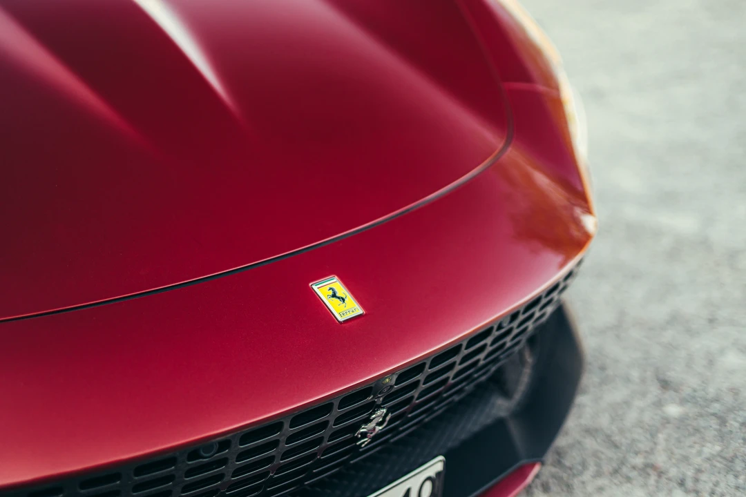 2021 Ferrari Roma - Image 14 of 31