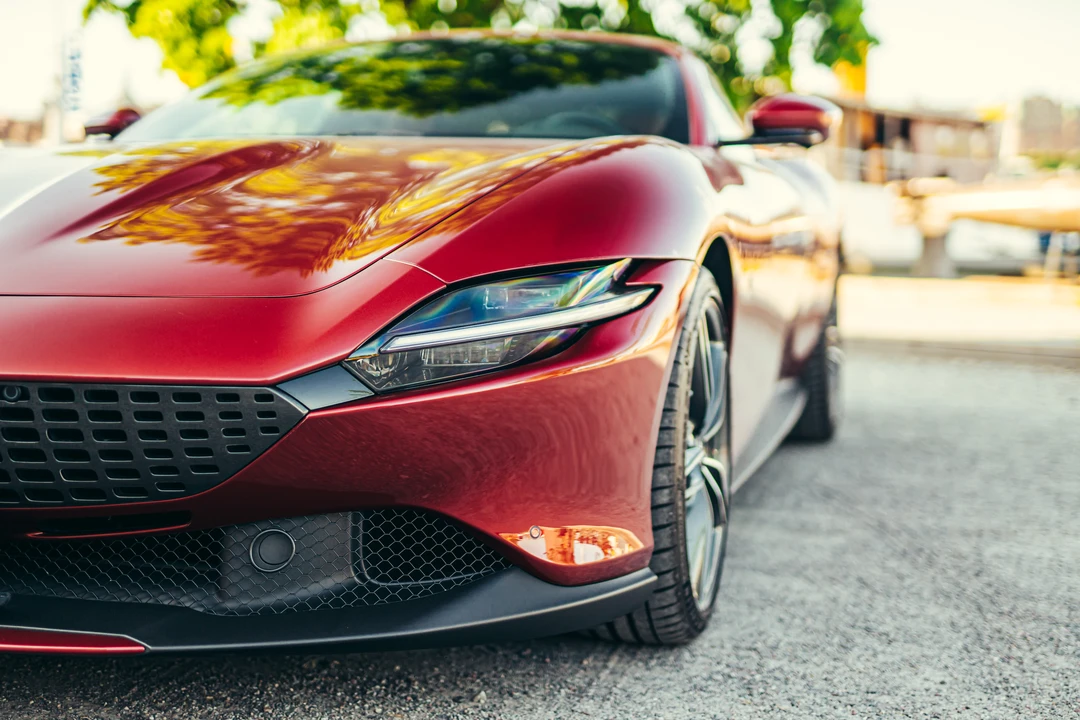 2021 Ferrari Roma - Image 16 of 31