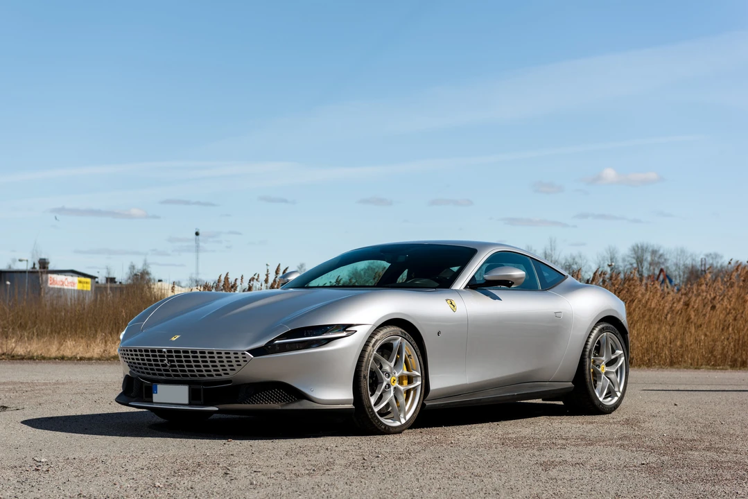 2021 Ferrari Roma - Image 10 of 31
