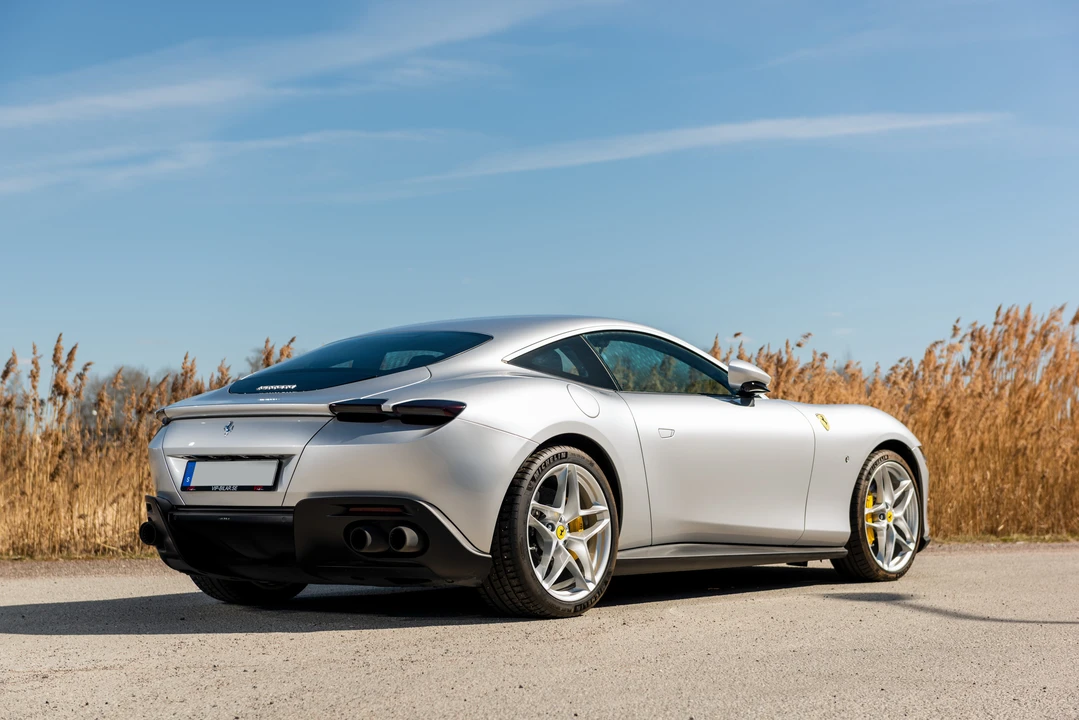 2021 Ferrari Roma - Image 6 of 31