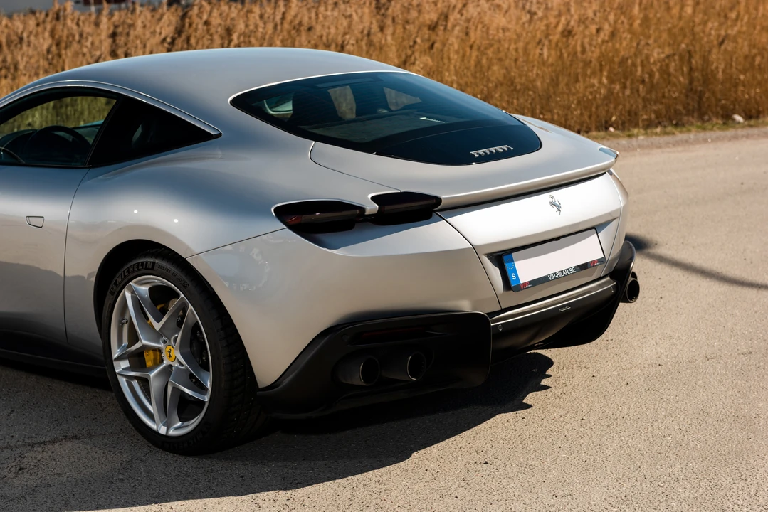 2021 Ferrari Roma - Image 30 of 31