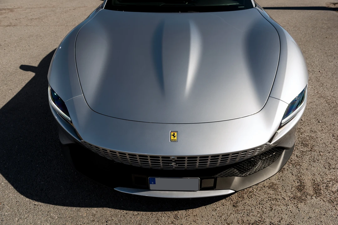 2021 Ferrari Roma - Image 26 of 31
