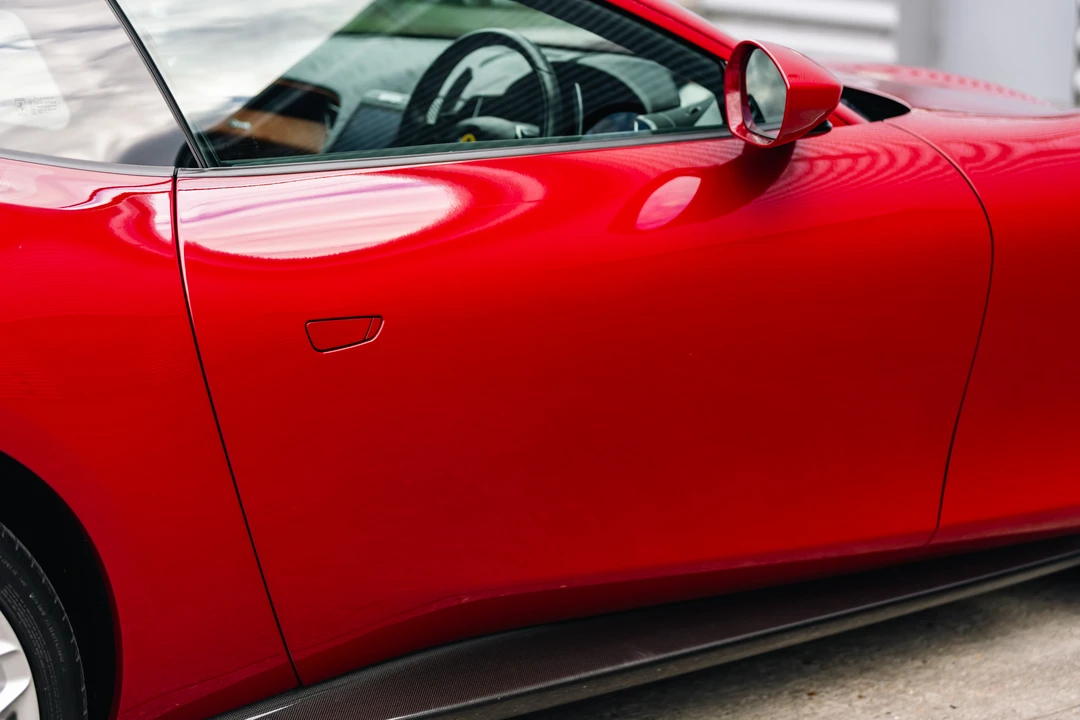2021 Ferrari Roma - Image 24 of 31