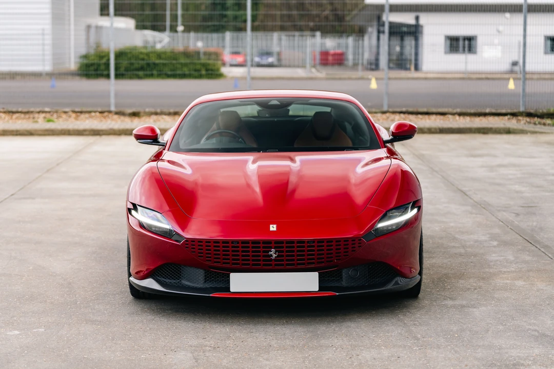 2021 Ferrari Roma - Image 10 of 31