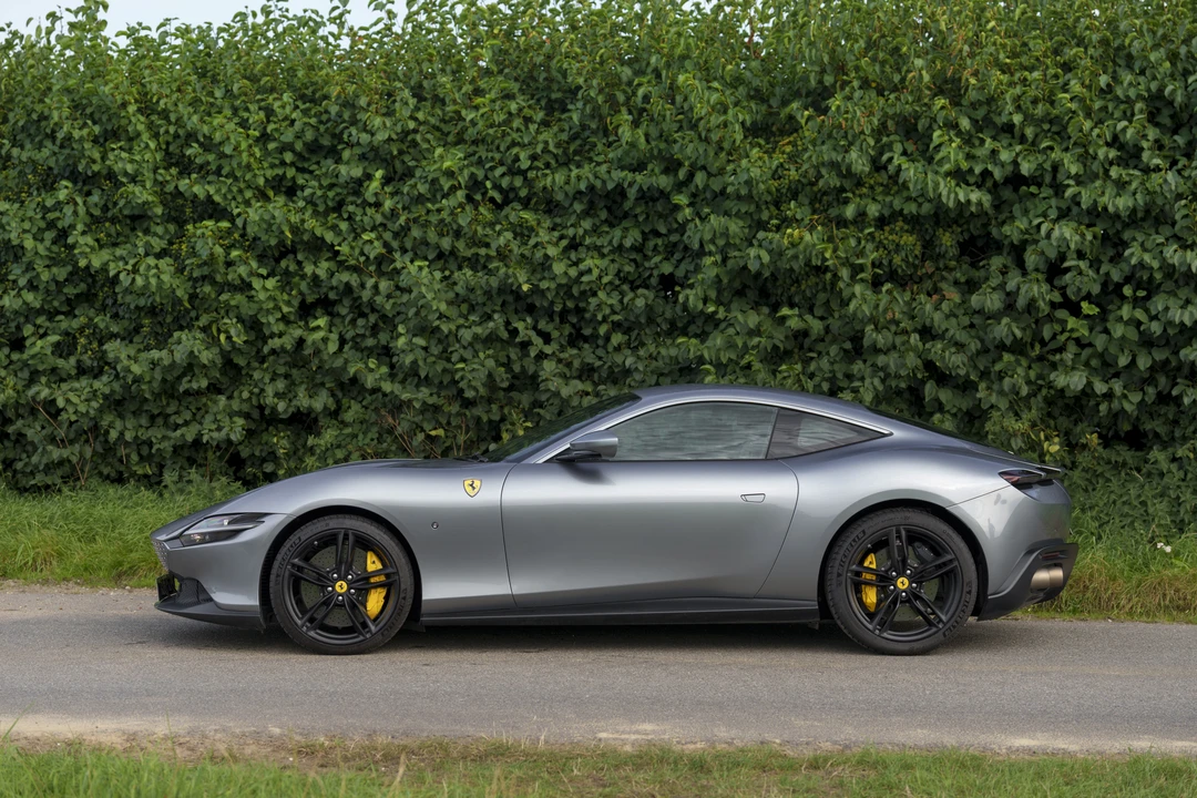 2021 Ferrari Roma - Image 8 of 31