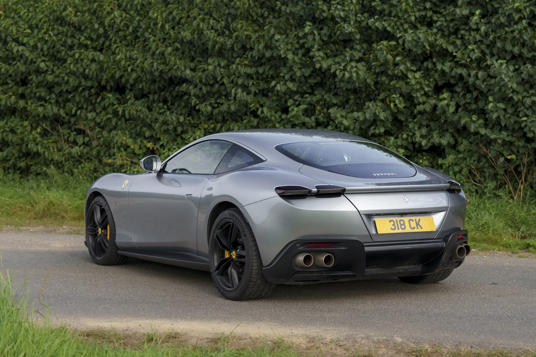 2021 Ferrari Roma - Image 7 of 31