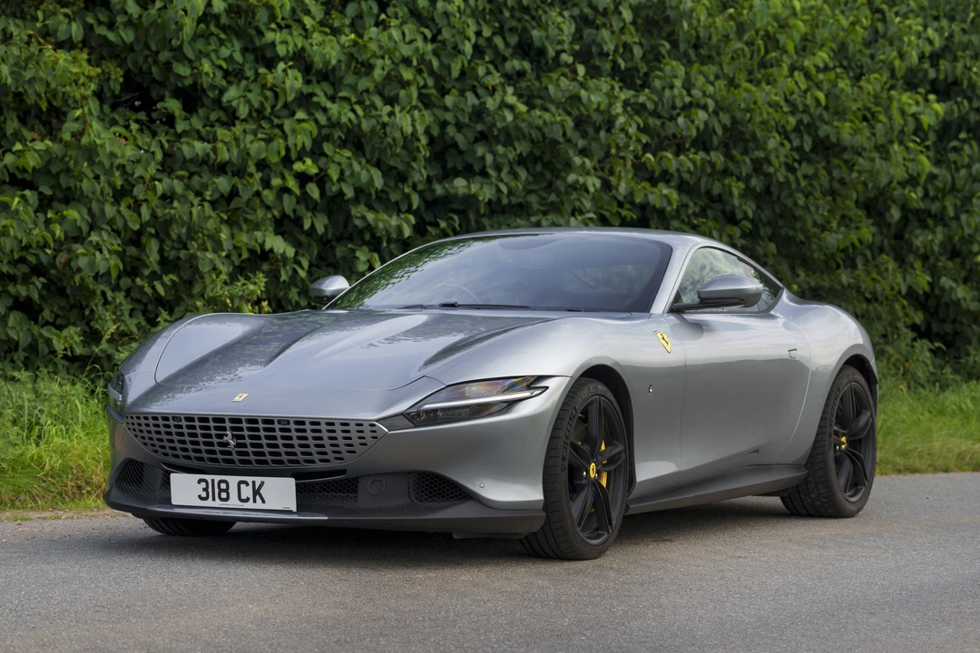 2021 Ferrari Roma - Image 2 of 31