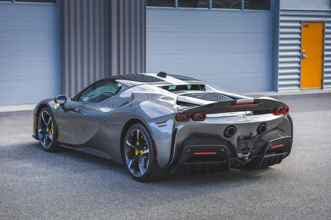 2021 Ferrari SF90 Stradale - Image 7 of 31