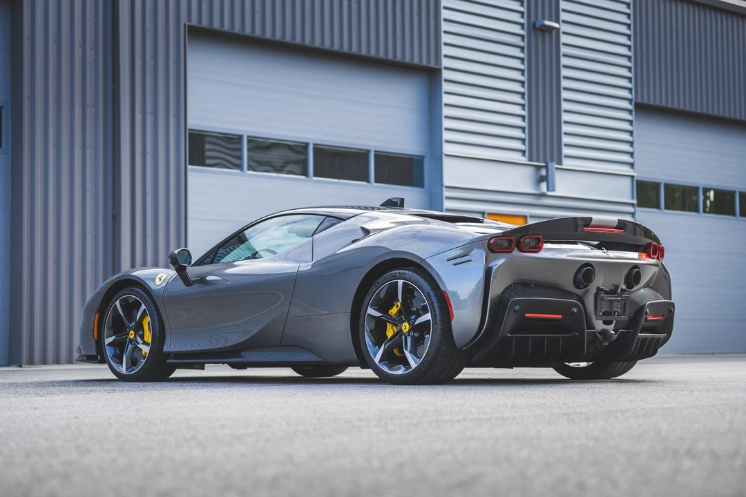 2021 Ferrari SF90 Stradale - Image 8 of 31