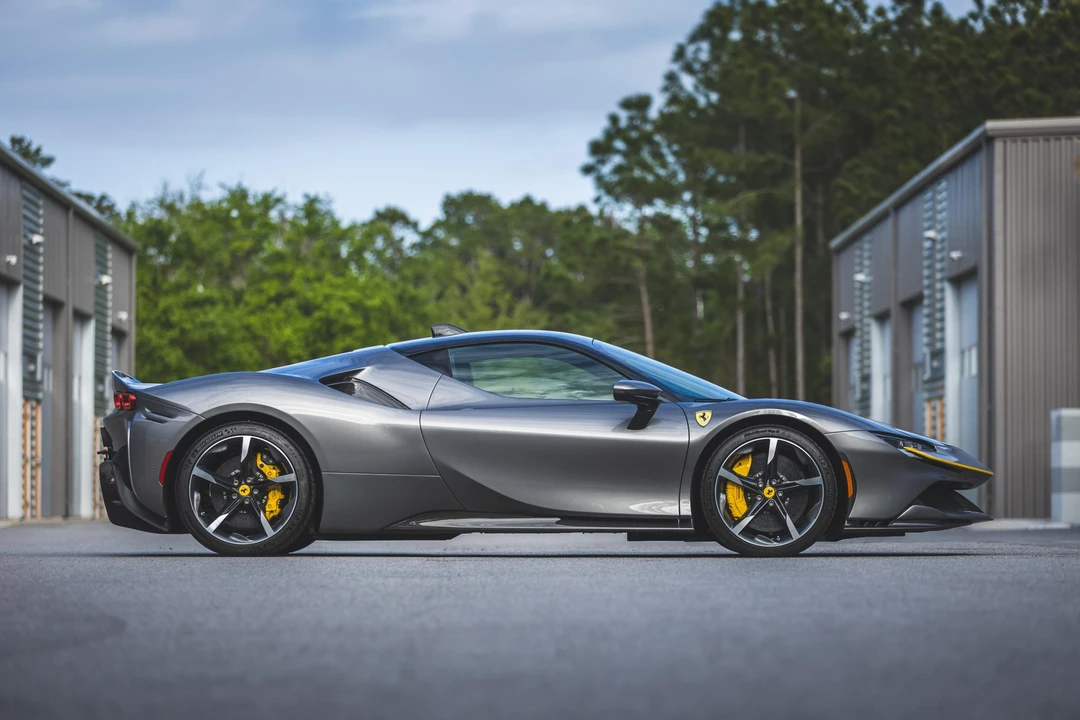 2021 Ferrari SF90 Stradale - Image 15 of 31