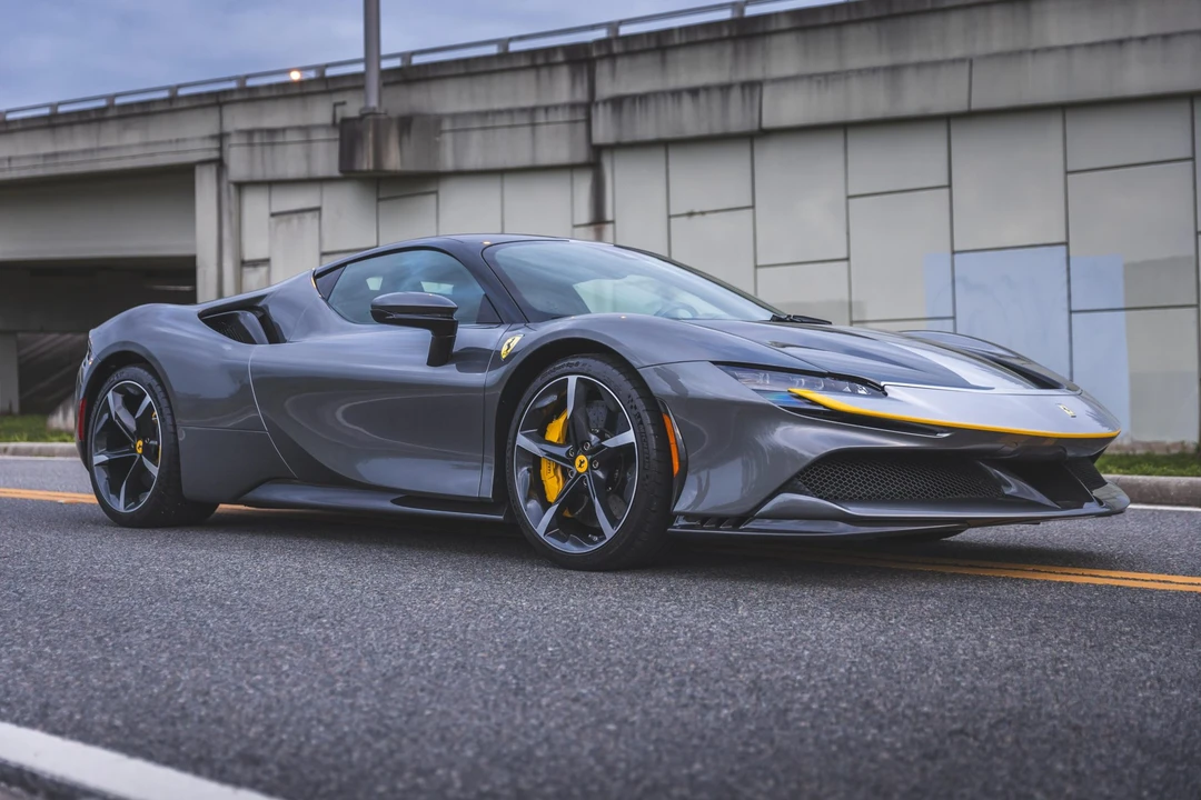 2021 Ferrari SF90 Stradale - Image 30 of 31