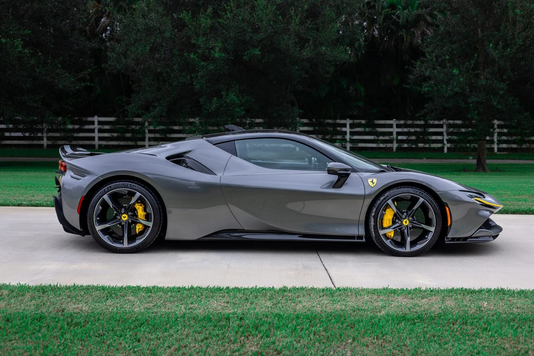 2021 Ferrari SF90 Stradale - Image 14 of 31
