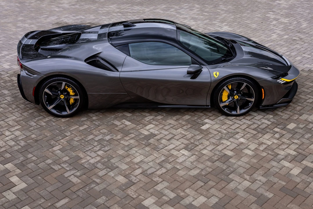 2021 Ferrari SF90 Stradale - Image 16 of 31
