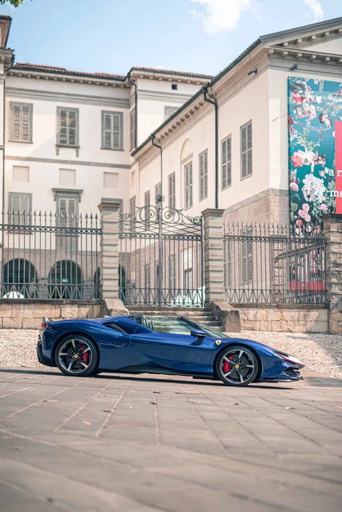 2021 Ferrari SF90 Spider - Image 16 of 31