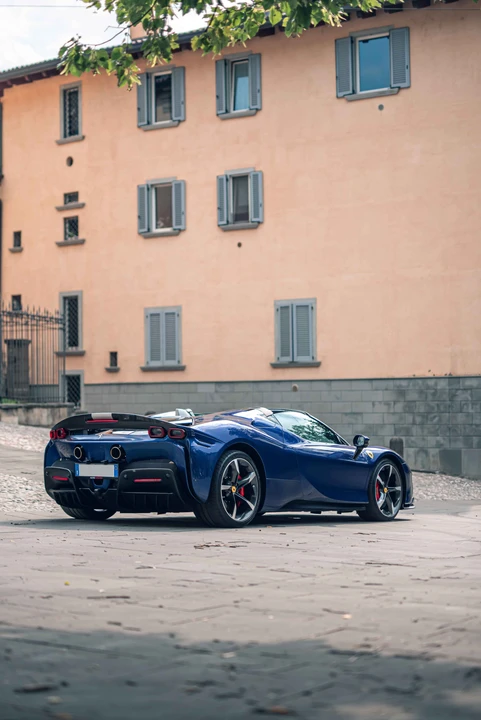 2021 Ferrari SF90 Spider - Image 14 of 31