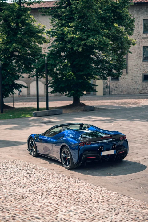 2021 Ferrari SF90 Spider - Image 12 of 31