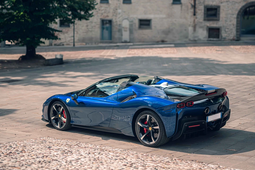 2021 Ferrari SF90 Spider - Image 5 of 31