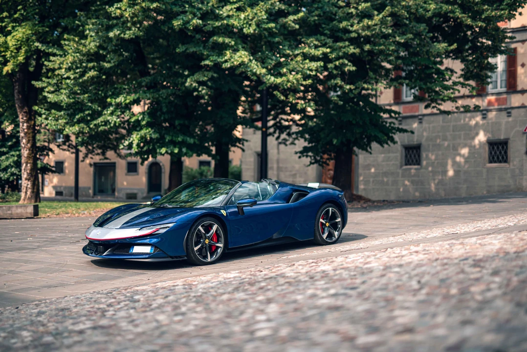 2021 Ferrari SF90 Spider - Image 3 of 31