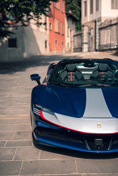 2021 Ferrari SF90 Spider - Image 19 of 31