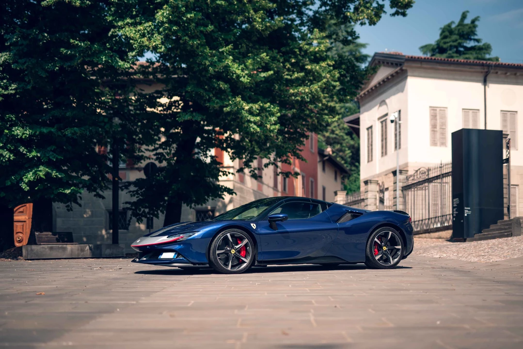 2021 Ferrari SF90 Spider - Image 4 of 31
