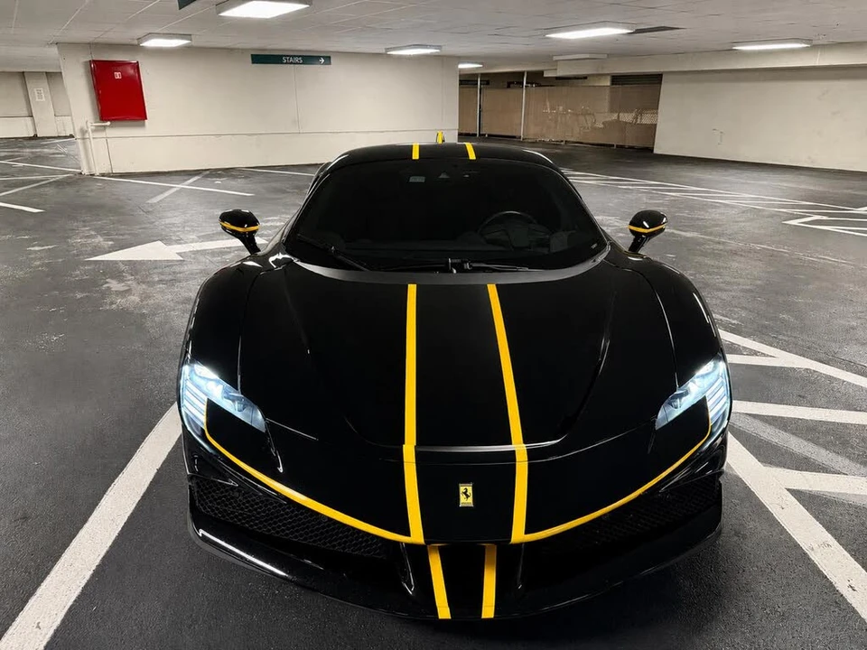 2021 Ferrari SF90 Stradale - Image 4 of 31