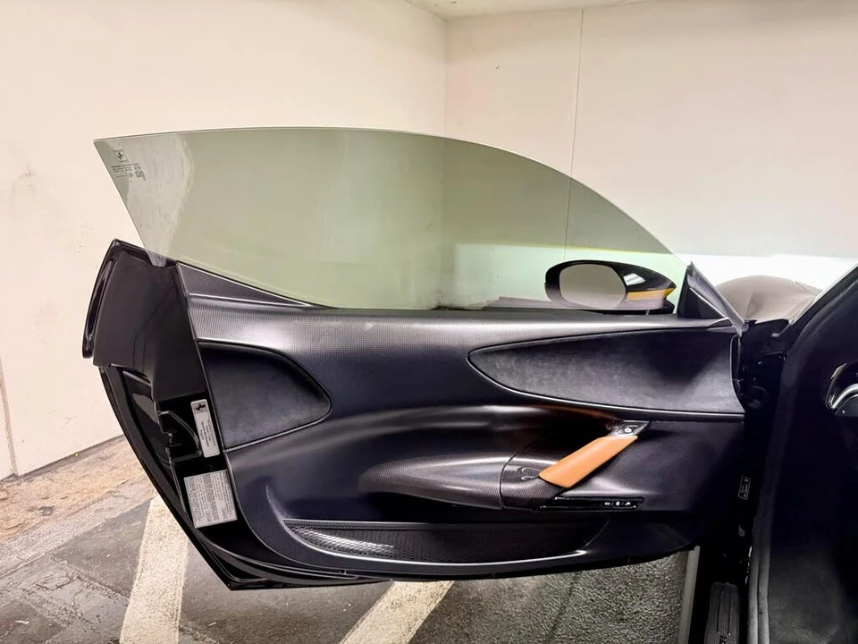 2021 Ferrari SF90 Stradale - Image 13 of 31