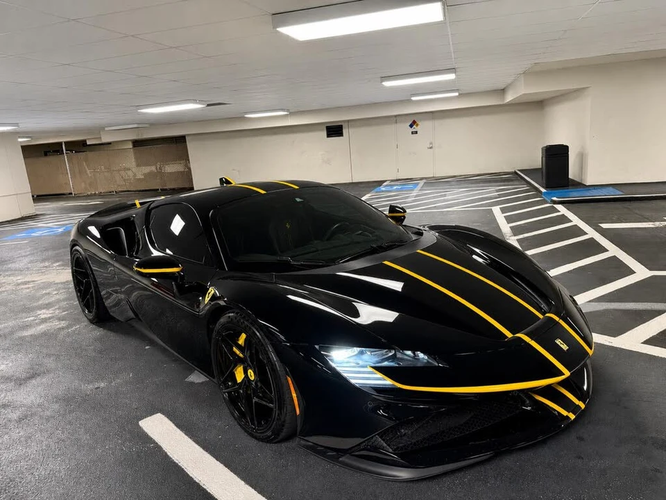 2021 Ferrari SF90 Stradale - Image 6 of 31