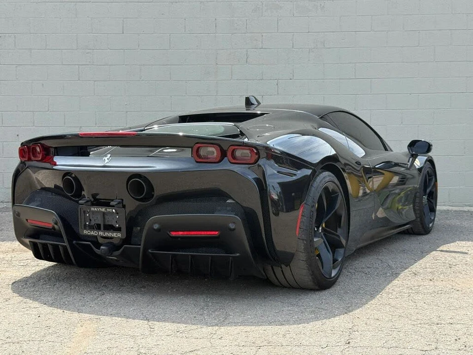 2021 Ferrari SF90 Stradale - Image 25 of 31