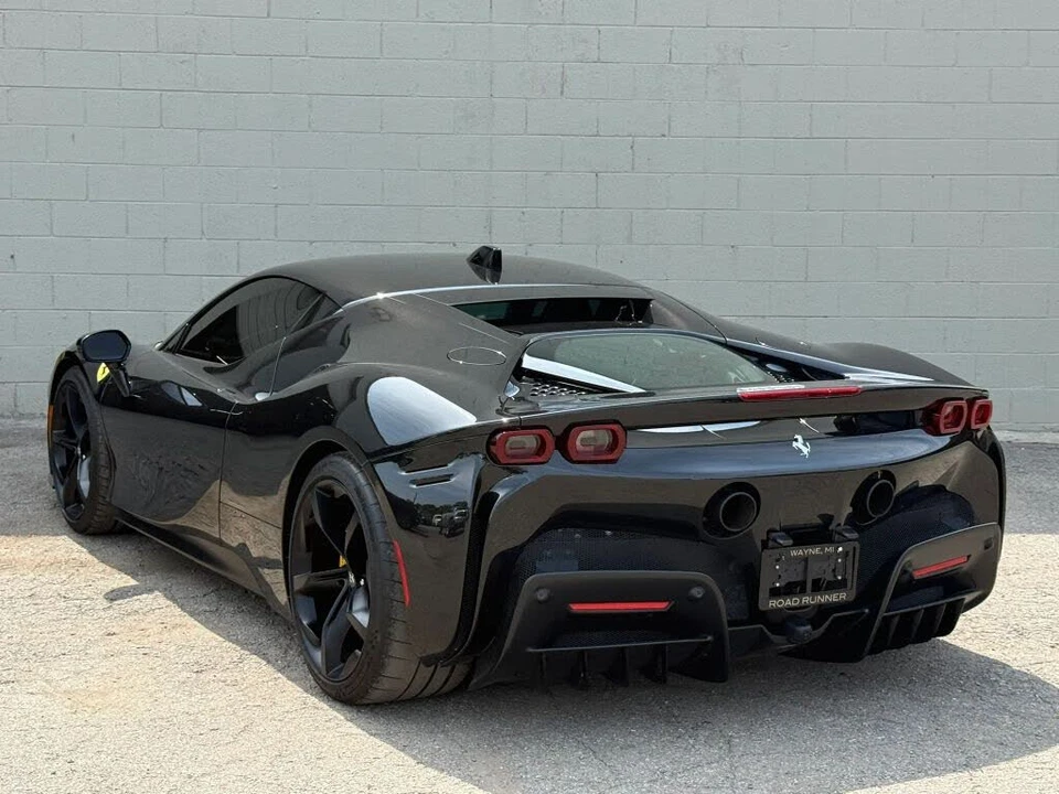 2021 Ferrari SF90 Stradale - Image 13 of 31