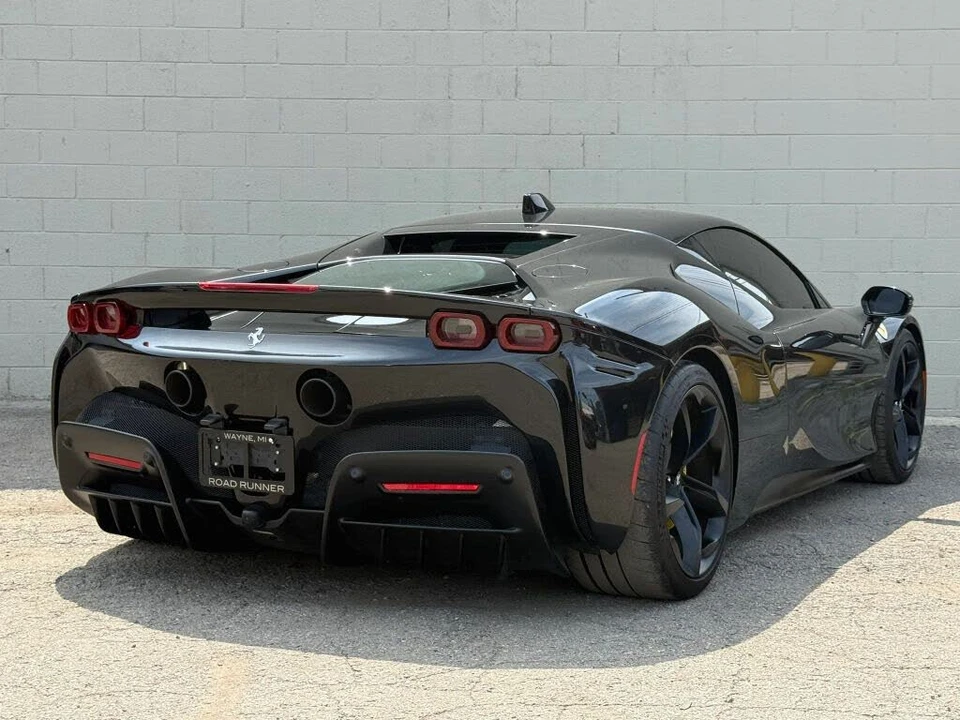 2021 Ferrari SF90 Stradale - Image 21 of 31