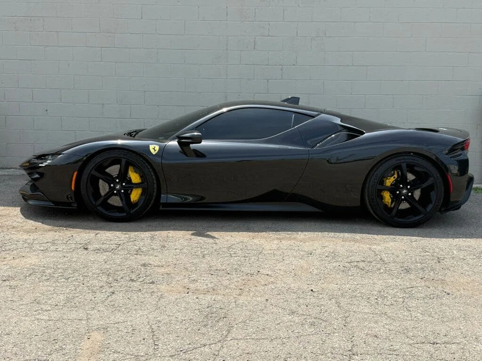 2021 Ferrari SF90 Stradale - Image 8 of 31