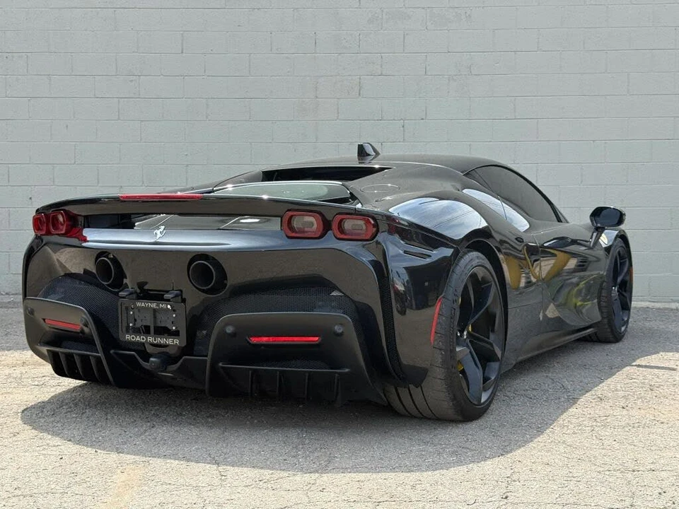 2021 Ferrari SF90 Stradale - Image 26 of 31
