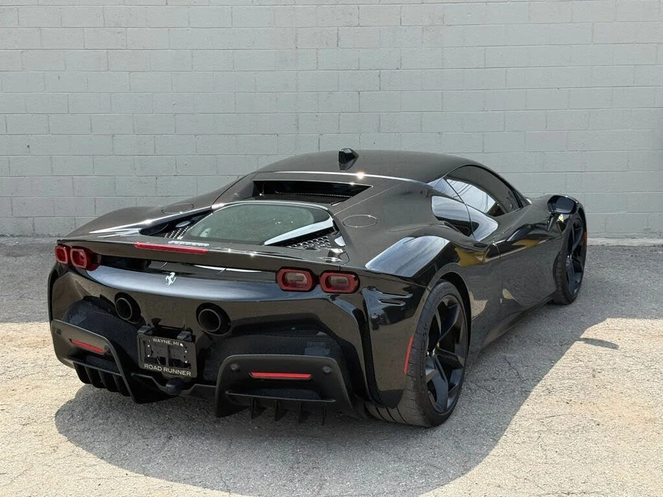 2021 Ferrari SF90 Stradale - Image 22 of 31