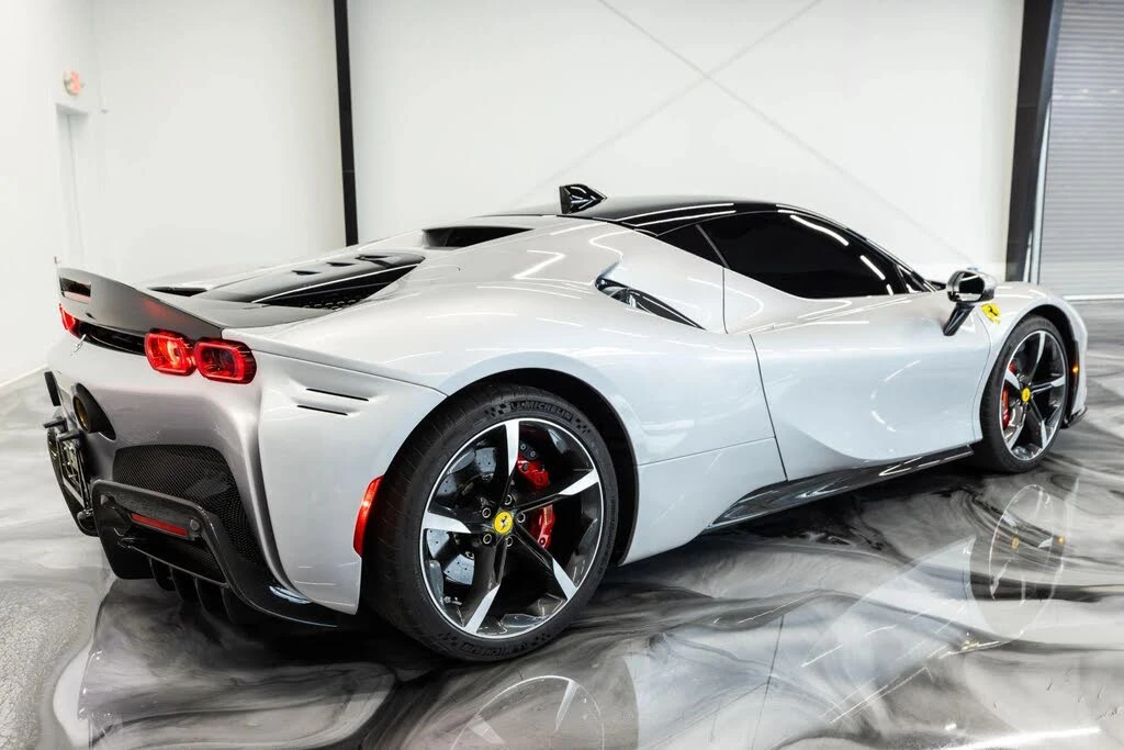2021 Ferrari SF90 Stradale - Image 27 of 31