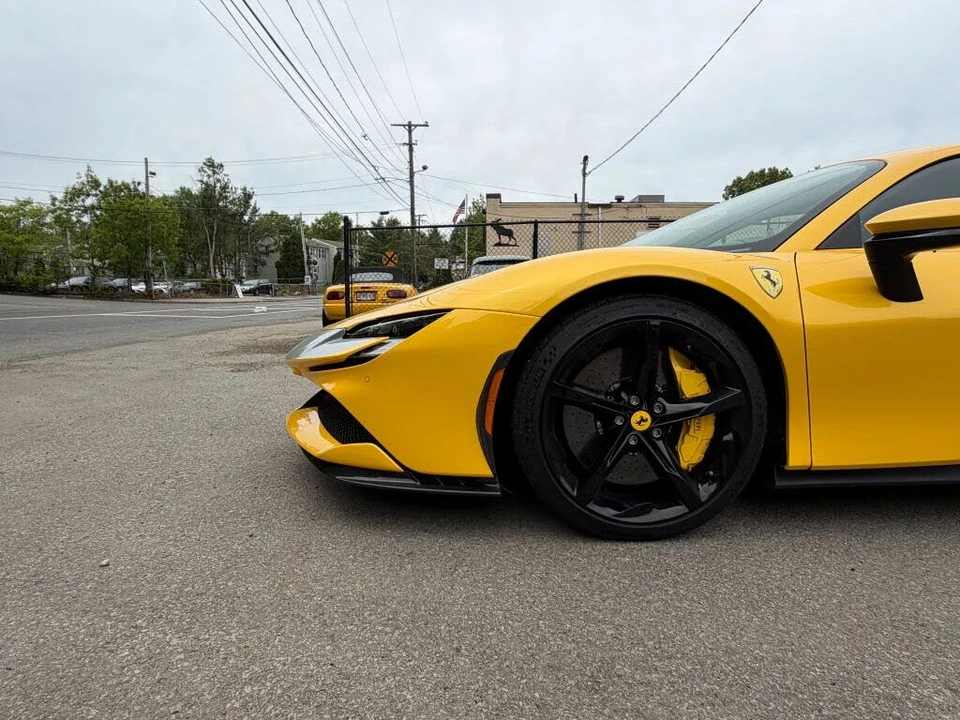 2021 Ferrari SF90 Stradale - Image 30 of 31