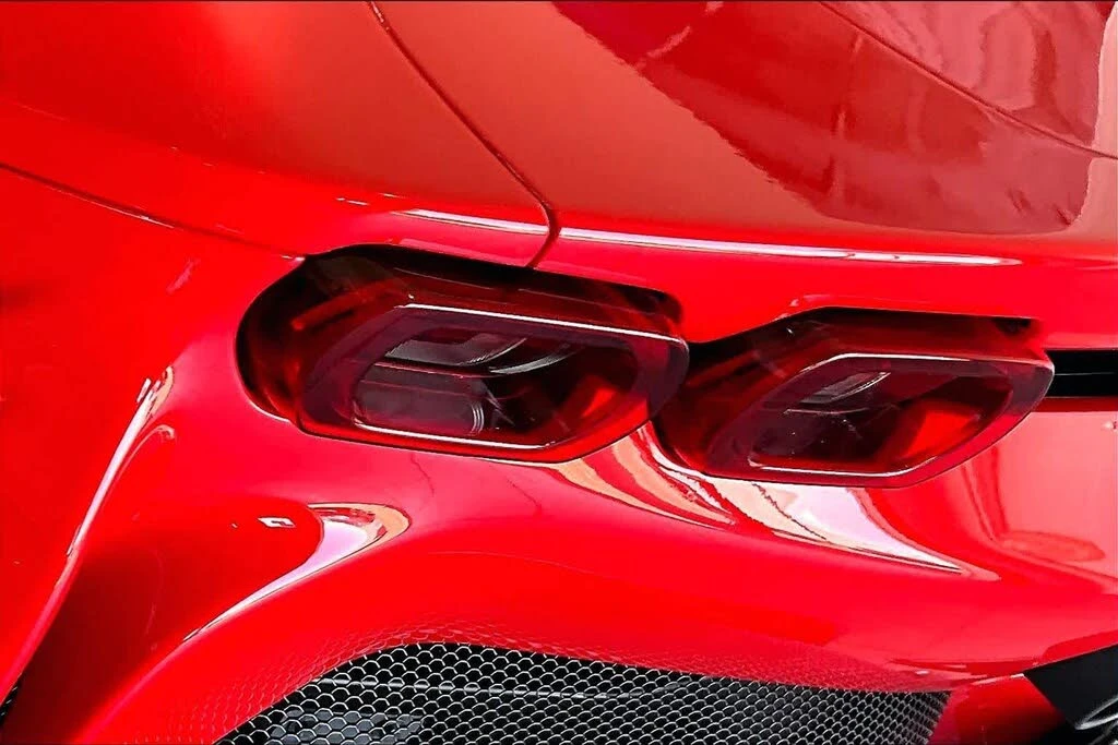 2021 Ferrari SF90 Stradale - Image 25 of 31
