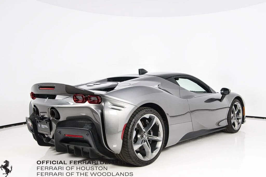 2021 Ferrari SF90 Stradale - Image 8 of 31