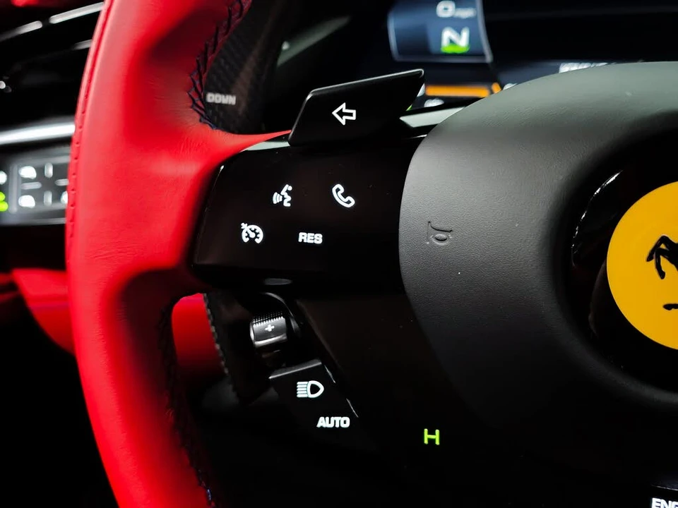 2021 Ferrari SF90 Stradale - Image 27 of 31