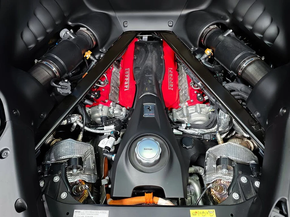 2021 Ferrari SF90 Stradale - Image 4 of 31