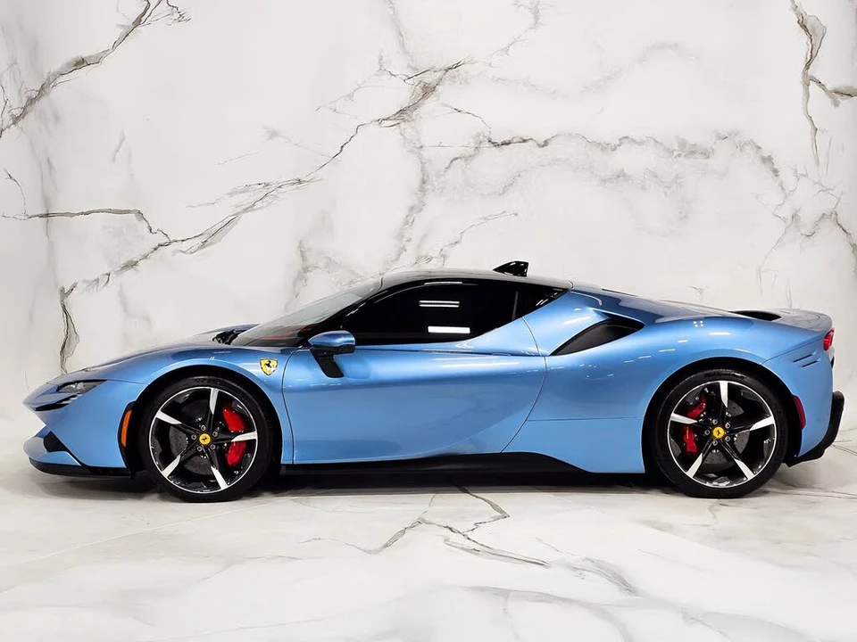 2021 Ferrari SF90 Stradale - Image 17 of 31