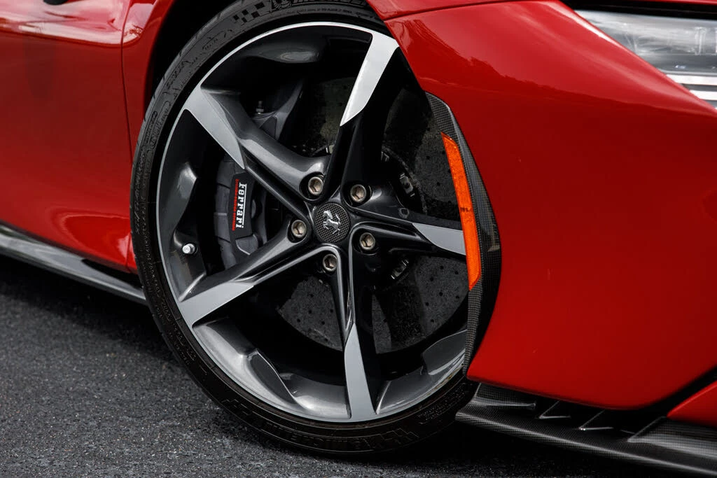 2021 Ferrari SF90 Stradale - Image 26 of 31