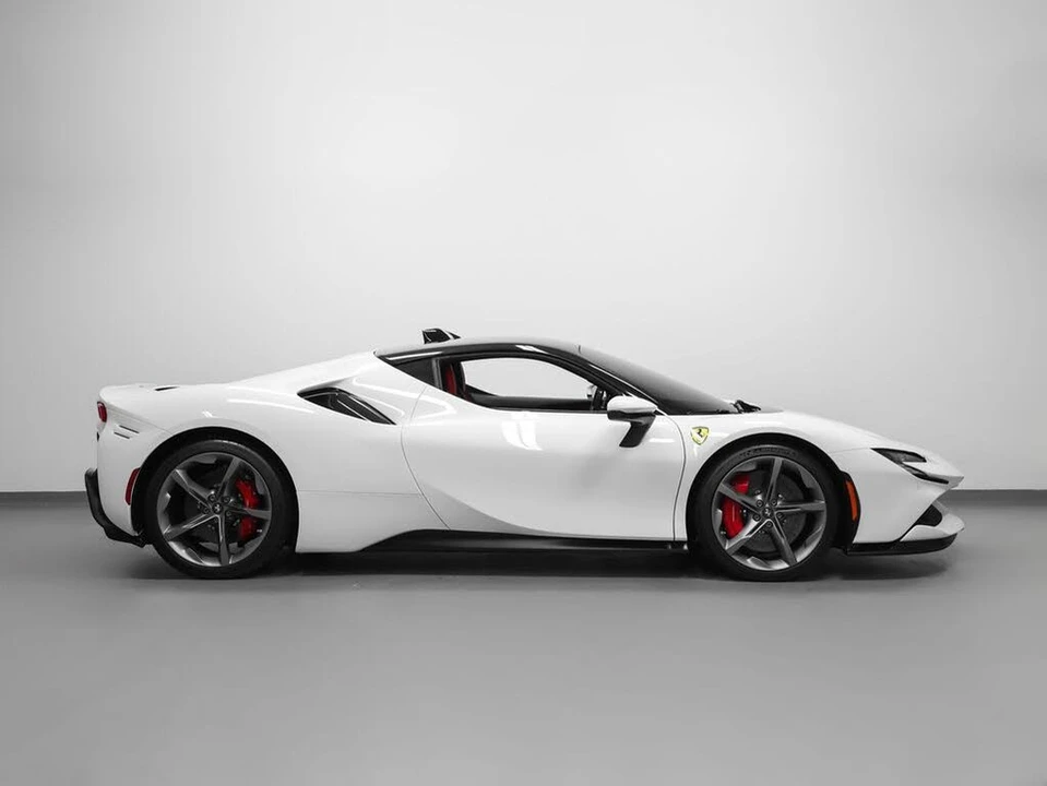 2021 Ferrari SF90 Stradale - Image 4 of 31