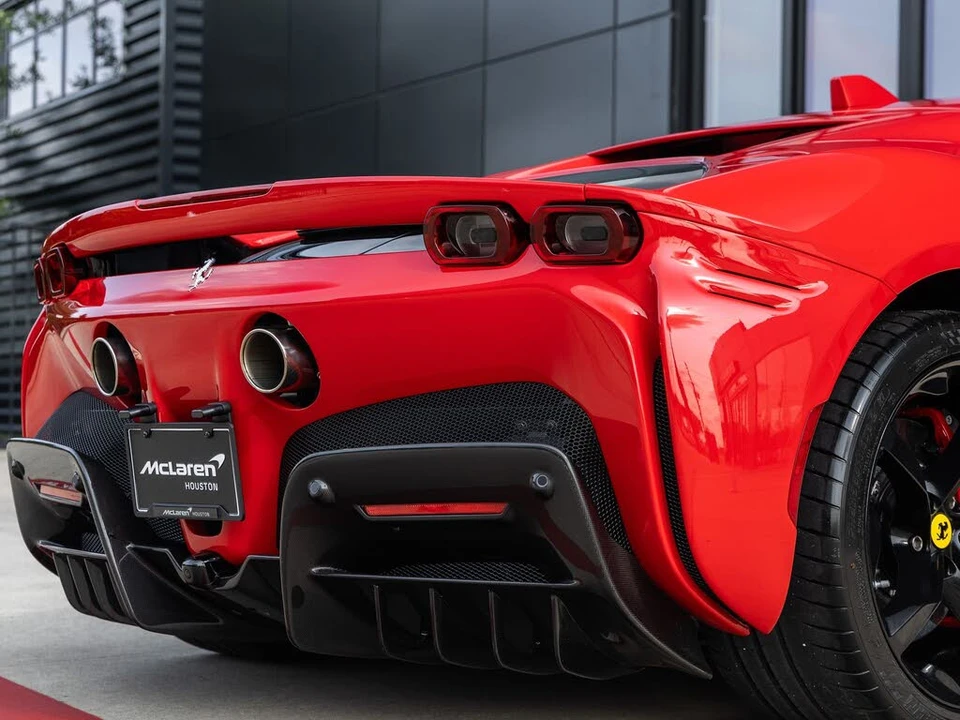2021 Ferrari SF90 Stradale - Image 19 of 31