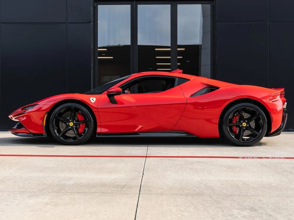 2021 Ferrari SF90 Stradale - Image 11 of 31