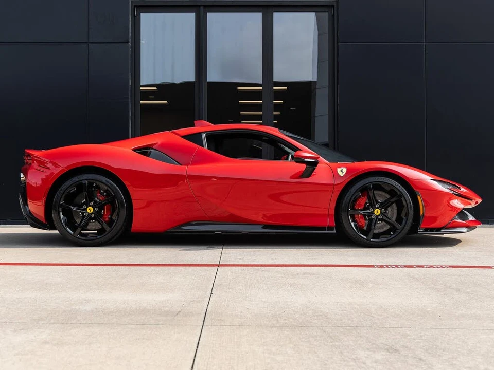 2021 Ferrari SF90 Stradale - Image 12 of 31