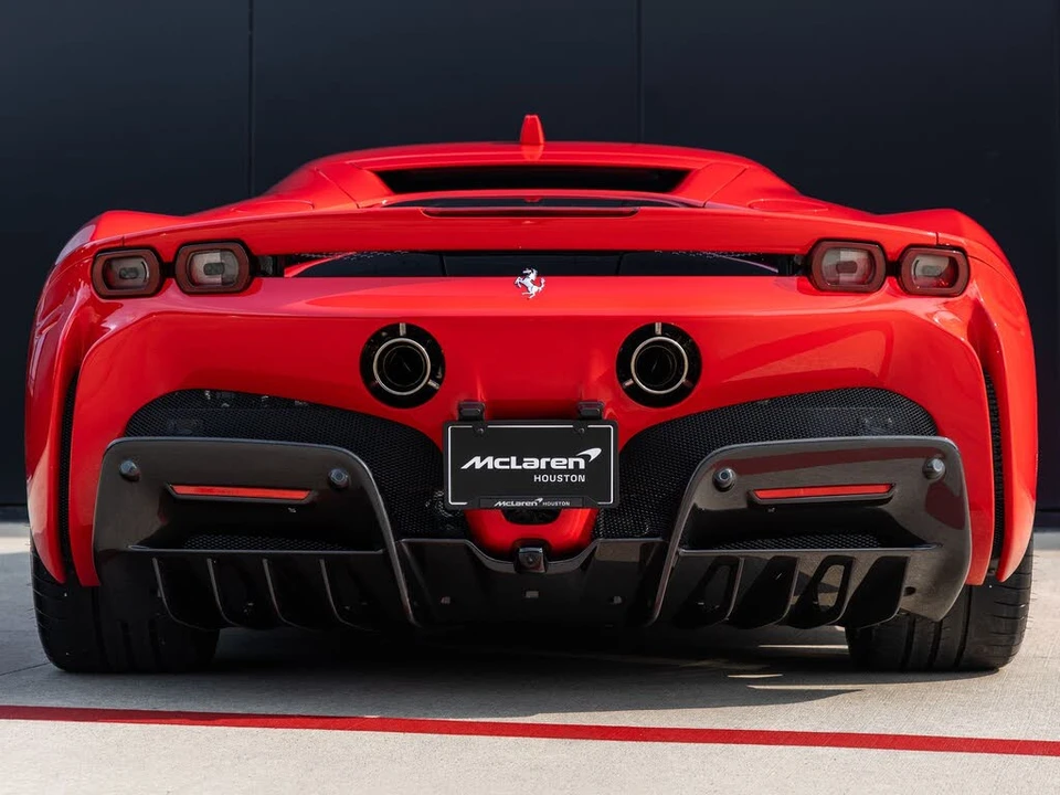 2021 Ferrari SF90 Stradale - Image 9 of 31