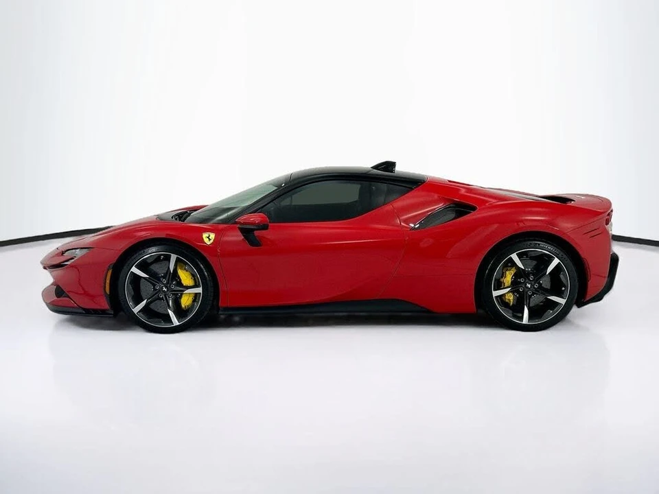 2021 Ferrari SF90 Stradale - Image 8 of 31