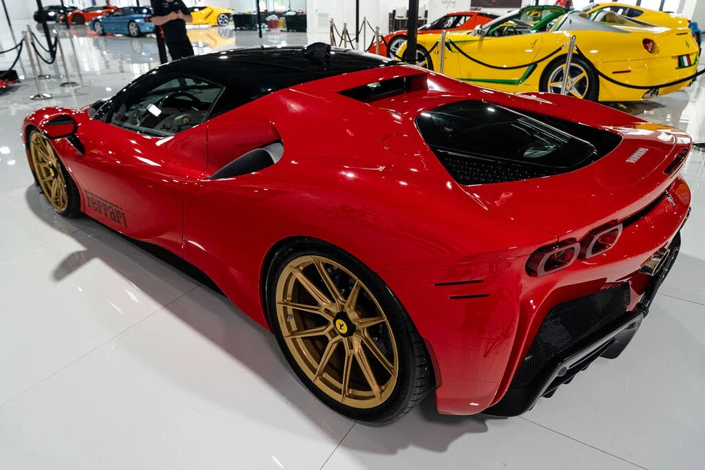 2021 Ferrari SF90 Stradale - Image 5 of 31