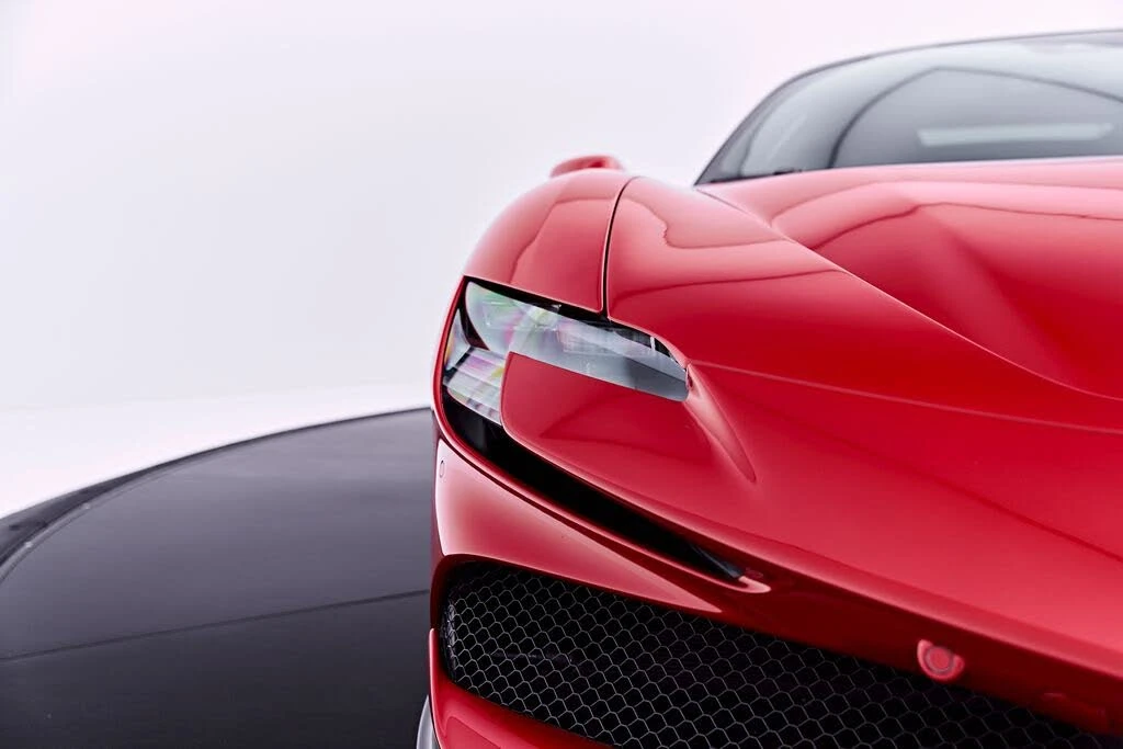 2021 Ferrari SF90 Stradale - Image 25 of 31